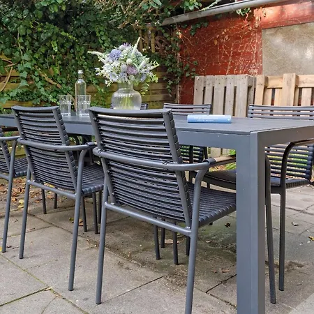 Steenkamp 32 Aus-zeit * Timmendorfer Strand